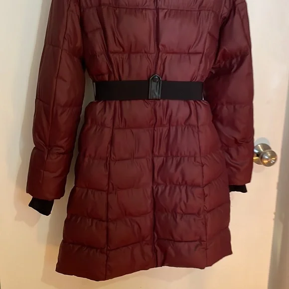 Sicily Italy belted parka excellent used condition dry cleaned - Picture 14 of 15